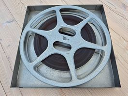 Scopitones, films 16 mm, ancêtres des clips vidéo années 60