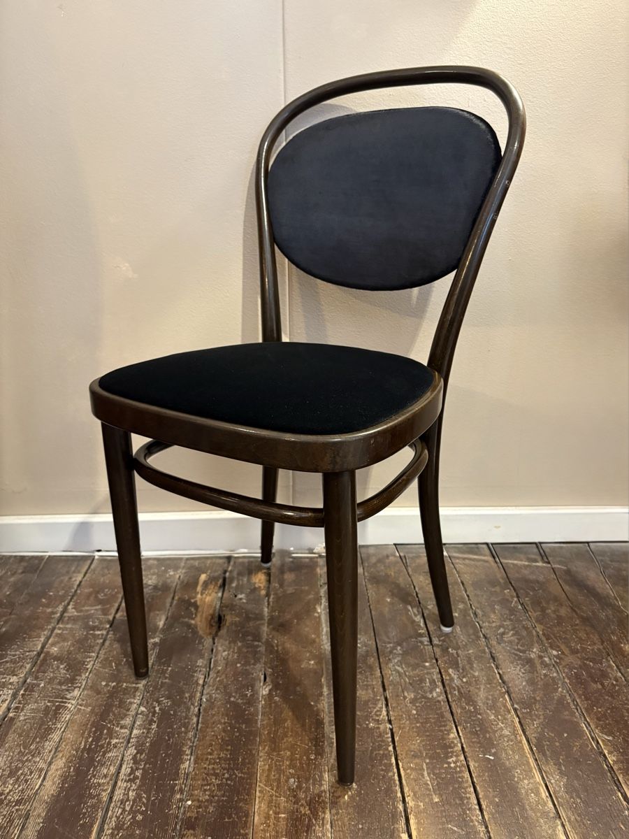 Thonet Stühle: 2 Original Thonet Stühle – Gebraucht aus Wädenswil von Vollwertig 2
