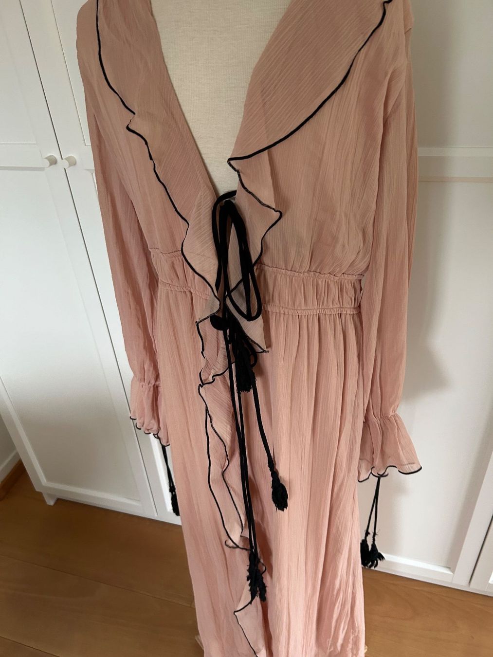 Zara Robes: Midi-/Maxikleid von Zara – D'occasion à Luzern par lou4444 1