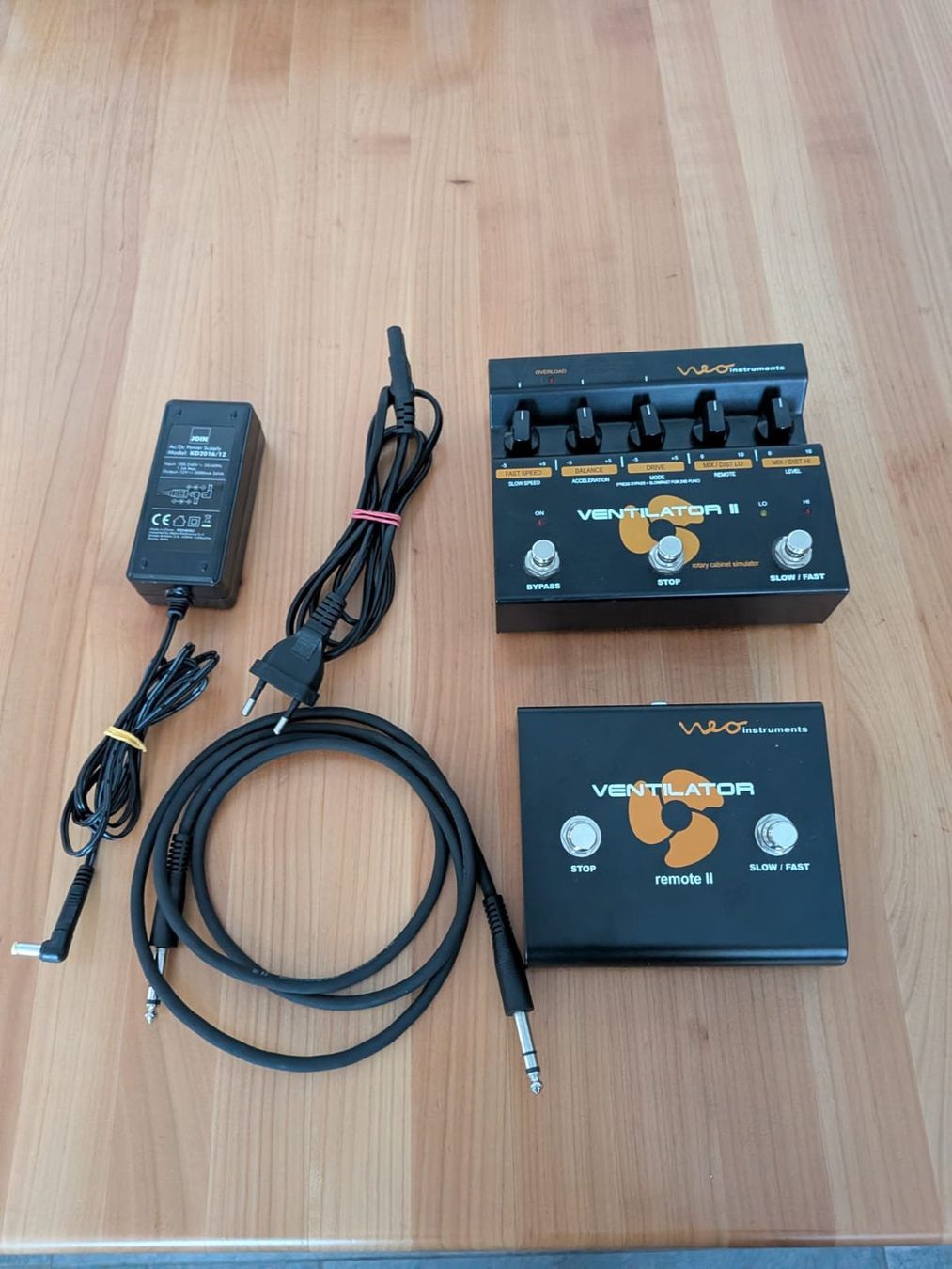 Strumenti musicali: NEO Ventilator II Leslie Effekt + Remote II + Netzteil – Usato da St. Antoni venduto da Waeberd