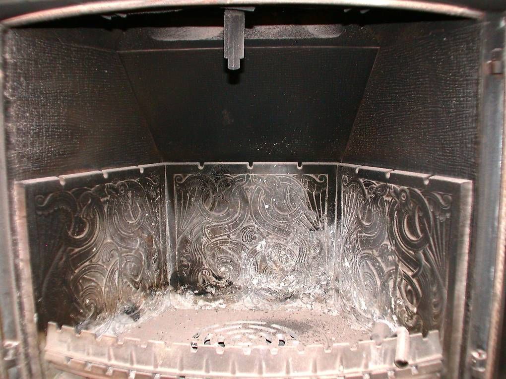 Cheminée: Warmluft- Cheminée- Einsatz – D'occasion à Winterthur par BauTeilLaden2000 2