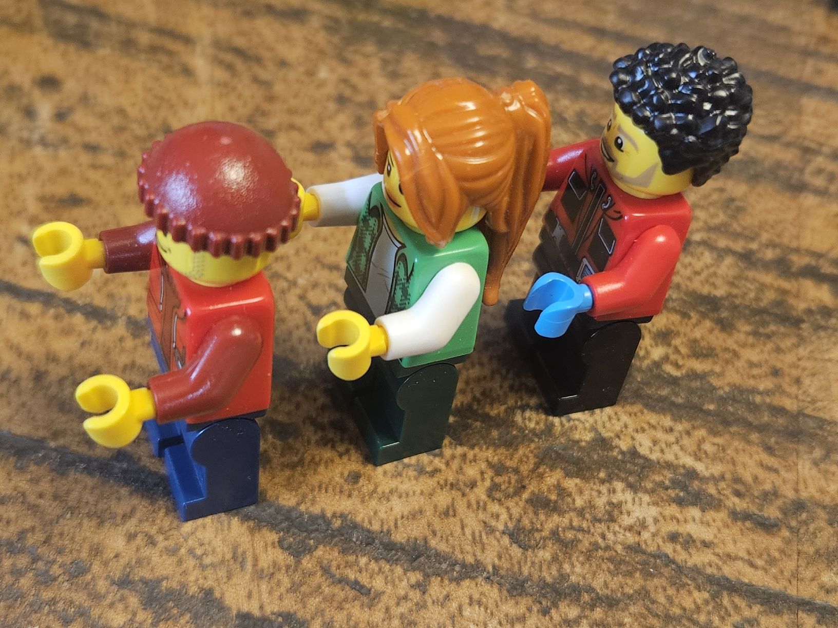 Lego Kit di costruzioni: lego lot de 3 figurines – Usato da Confignon venduto da Ecrofigs 2
