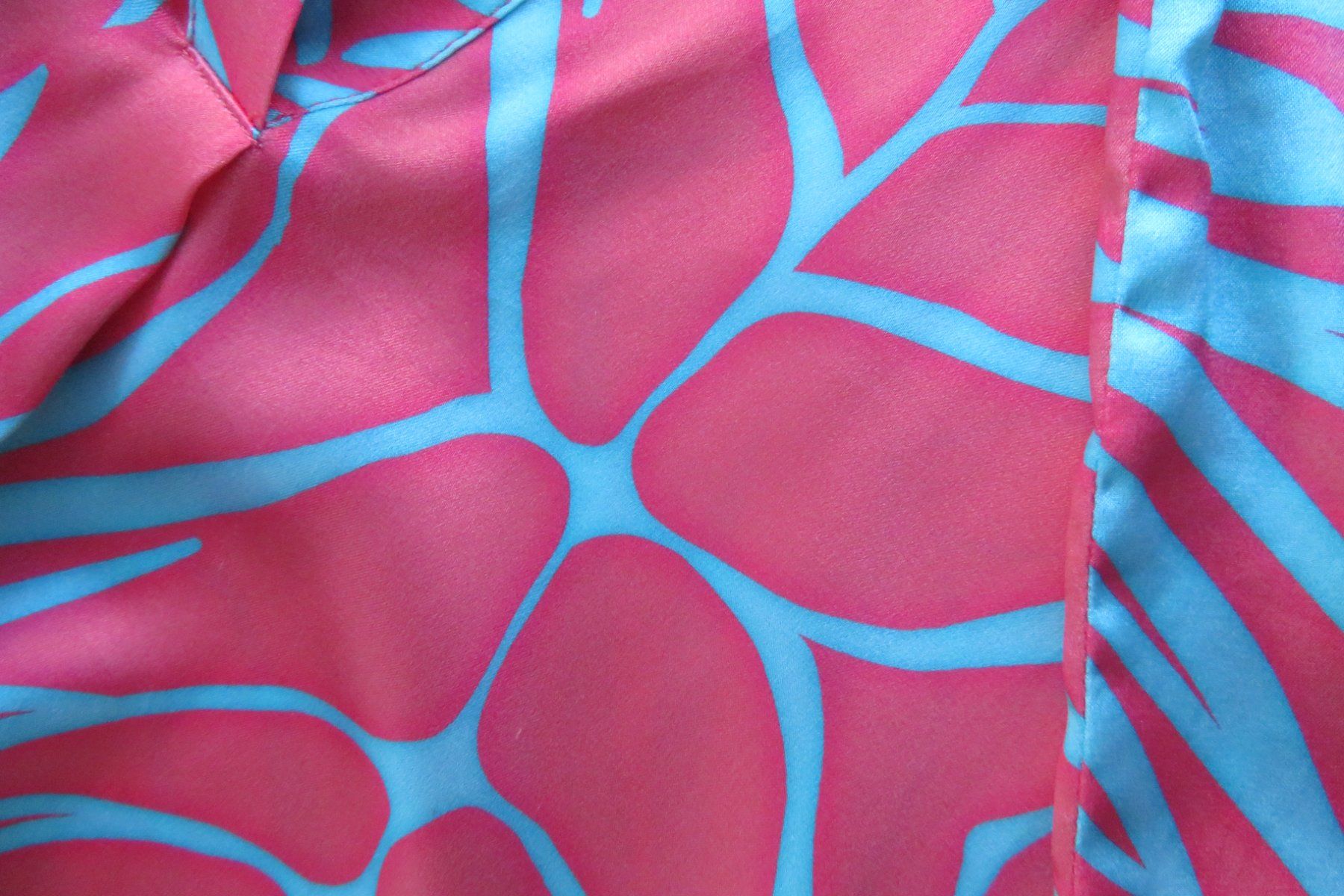 Camicette: Designerbluse ESISTO Seidenstretch Grösse S – Nuovo (secondo la descrizione) da Wil ZH venduto da Tamagy 1
