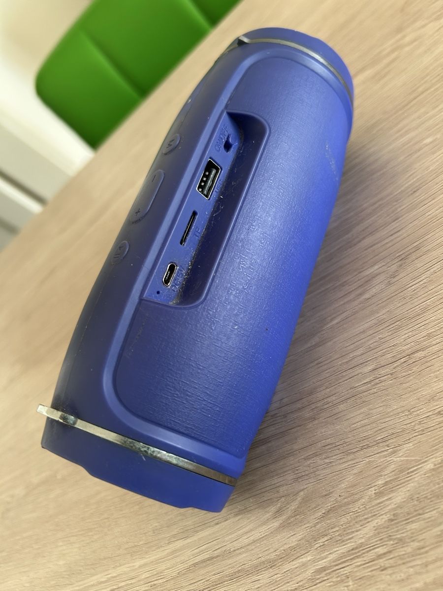 Casse acustiche: Blauer Bluetooth Lautsprecher 🎶 – Usato da St. Gallen venduto da MoMaMu12 1