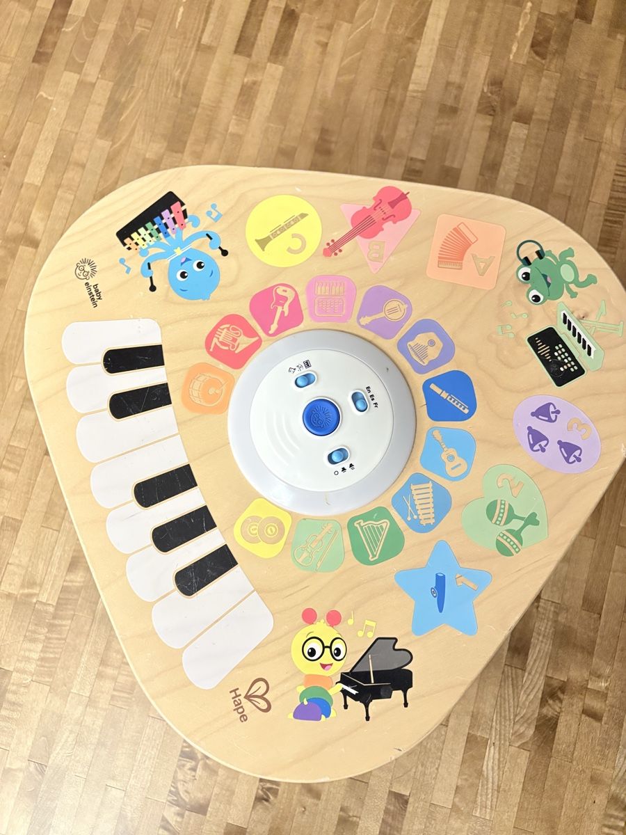 Hape Jouets: Table d’activité musicale – D'occasion à Biel/Bienne par Charlotte-couture 2