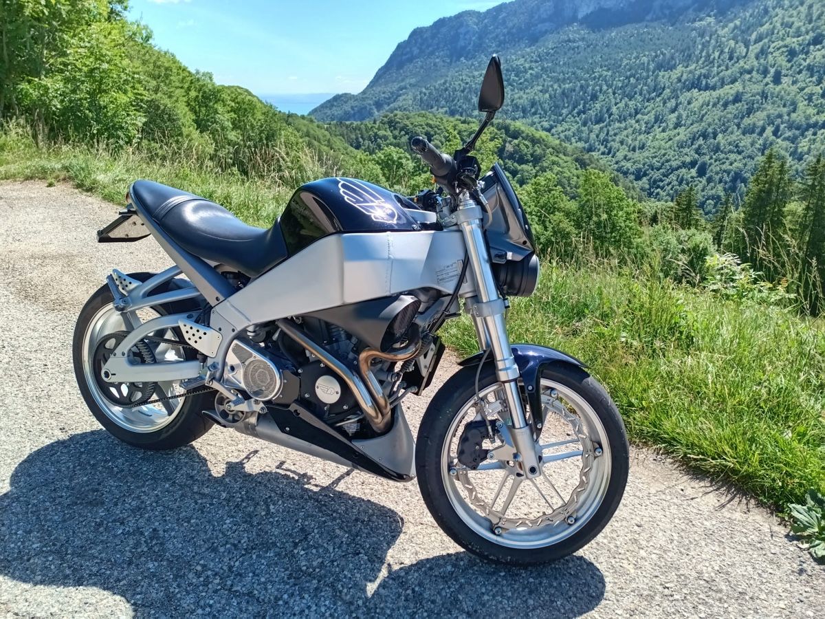 Buell Strada: Moto Buell XB9S Lightning – Usato da Champ-du-Moulin venduto da Magicgrishna 1