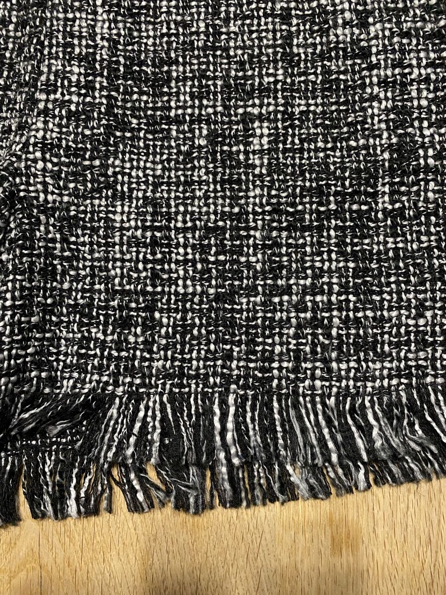 Zara Pantalons: LIQUIDATION! Très joli short Zara Basic collection – D'occasion à Genève par pilarina 1