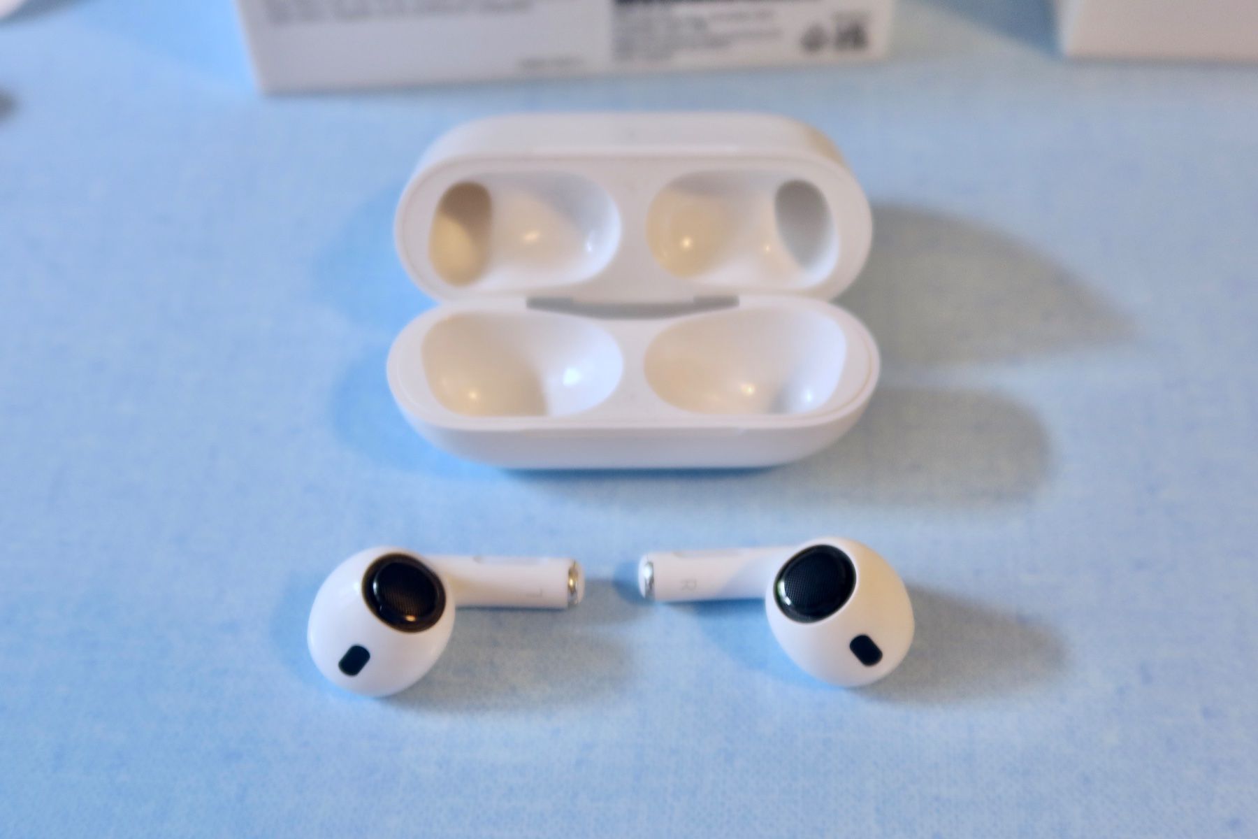 Apple Casques audio: AirPods Pro (2. Generation) – D'occasion à Luzern par raymondnoir 3
