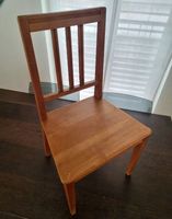 Antiker Kinderstuhl aus Holz hellbraun Top Angebot 