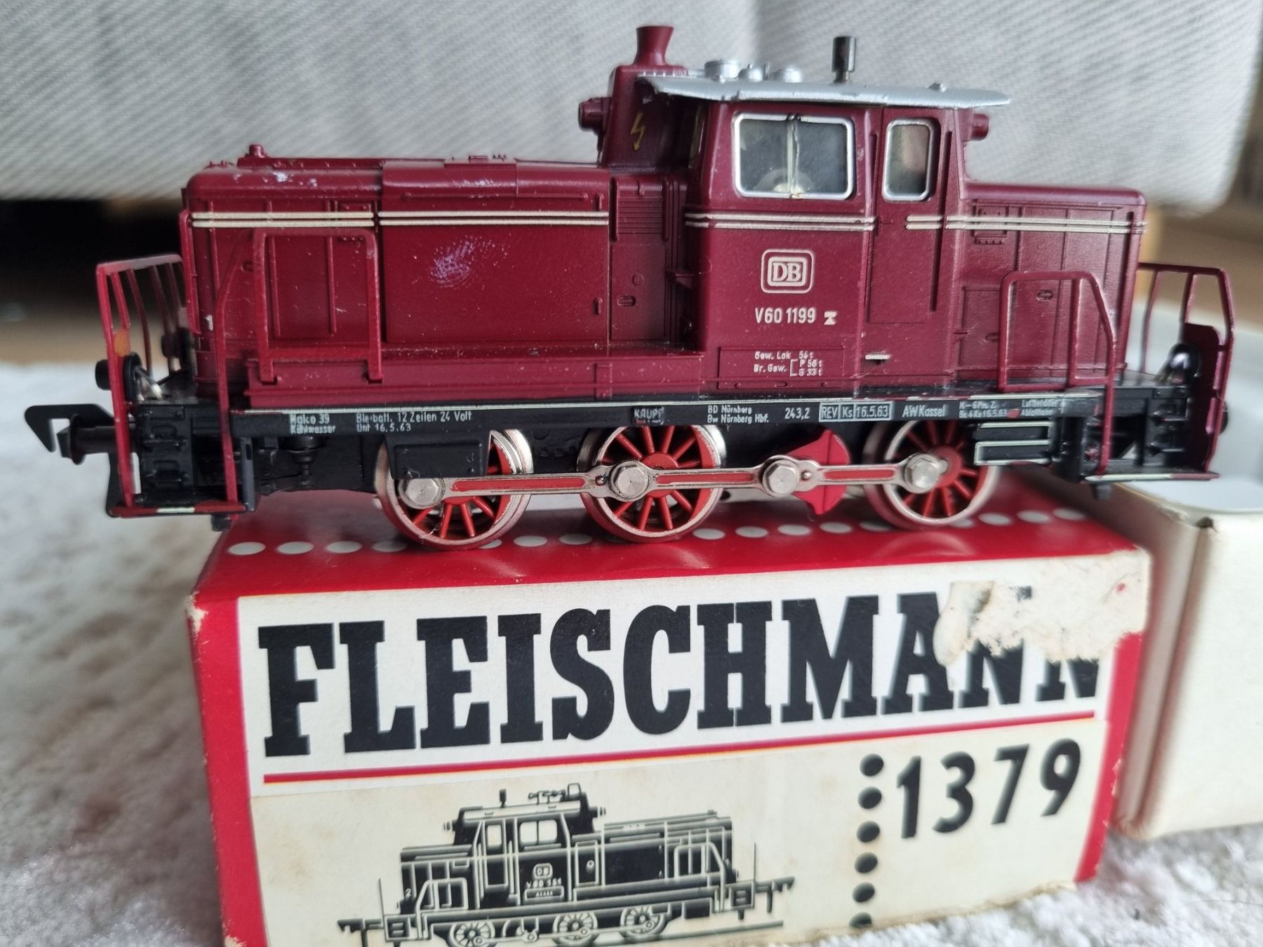 Fleischmann Modelleisenbahnen: Fleischmann V60 DB 1379 OVP – Gebraucht aus Zürich von nibadi 4
