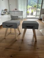 2er Set Hocker grau, Holzbalken-Füsse, mit Griffen, Top Zust