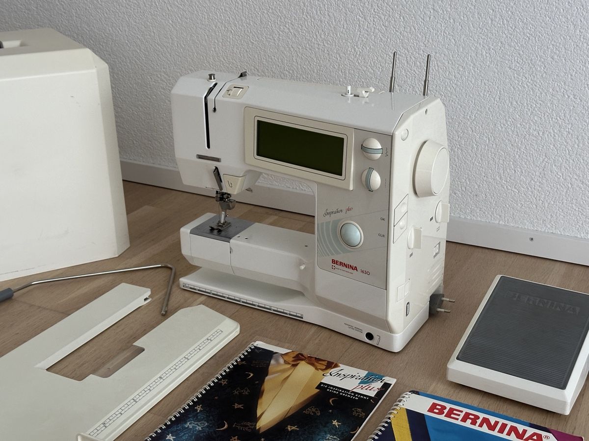 Bernina Nähmaschinen: Bernina 1630 - Top Zustand – Gebraucht aus Schaffhausen von pinca19