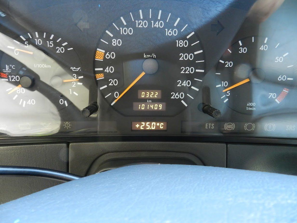 Mercedes-Benz Autos: Oldtimer Mercedes- Benz S 280 1994er – D'occasion à Emmenbrücke par Ulisse-22 8
