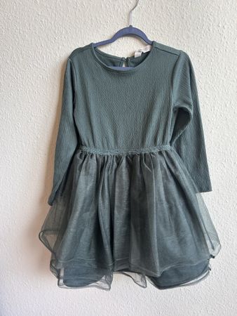 Robe H&M verte à manches longues, taille 110/116 cm