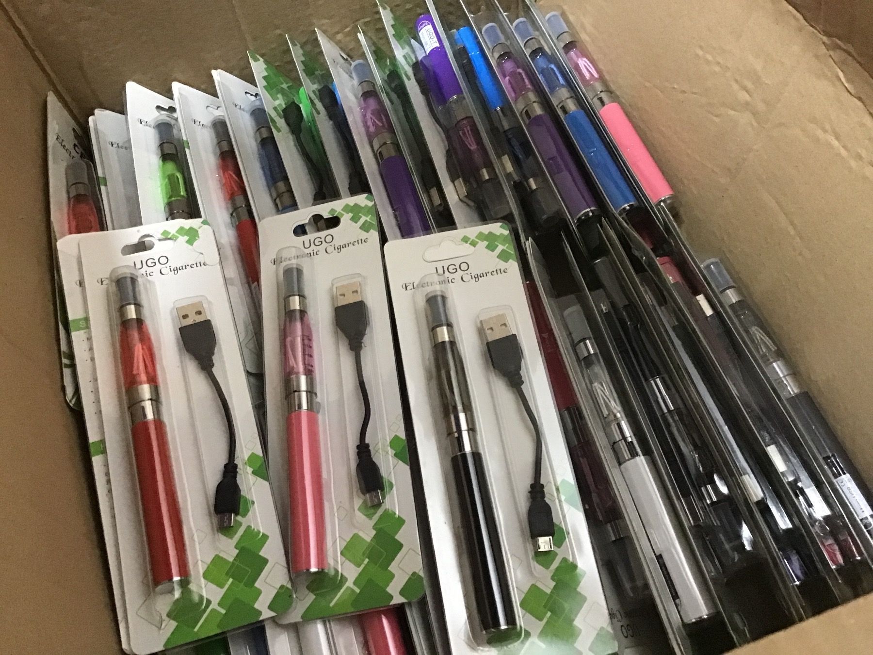 Altri Prodotti per fumatori: 59 cigarettes électroniques – Nuovo e nell'imballaggio originale da Lausanne venduto da topthai