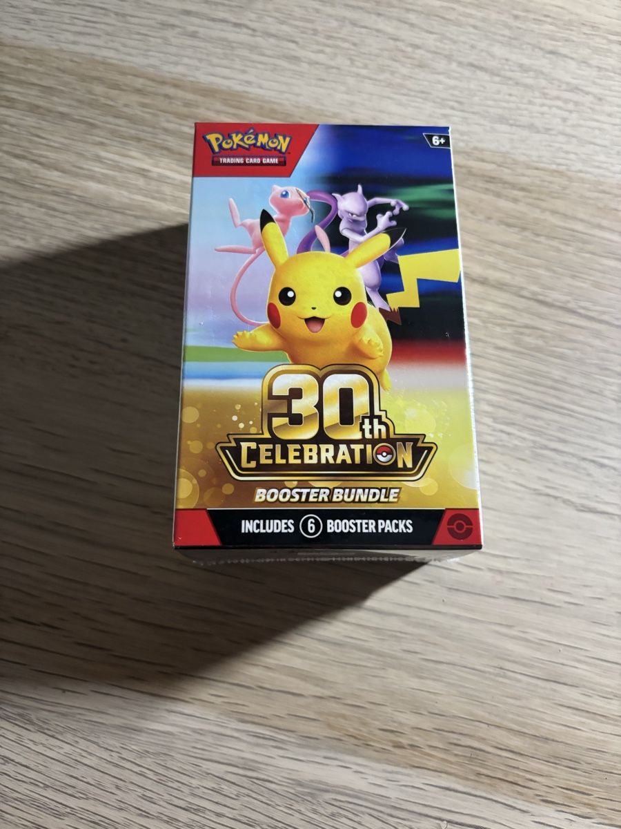 Pokémon Cartes à collectionner: 30th Pokemon - Booster Bundle English – Neuf avec emballage d'origine à Stans par bet4benz