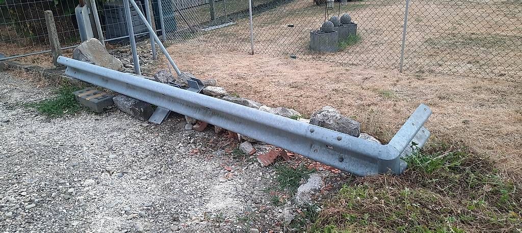 Sonstige antike Technik & Geräte: Massive Strassenleitplanke – Gebraucht aus Lostorf von Mapasa5 3