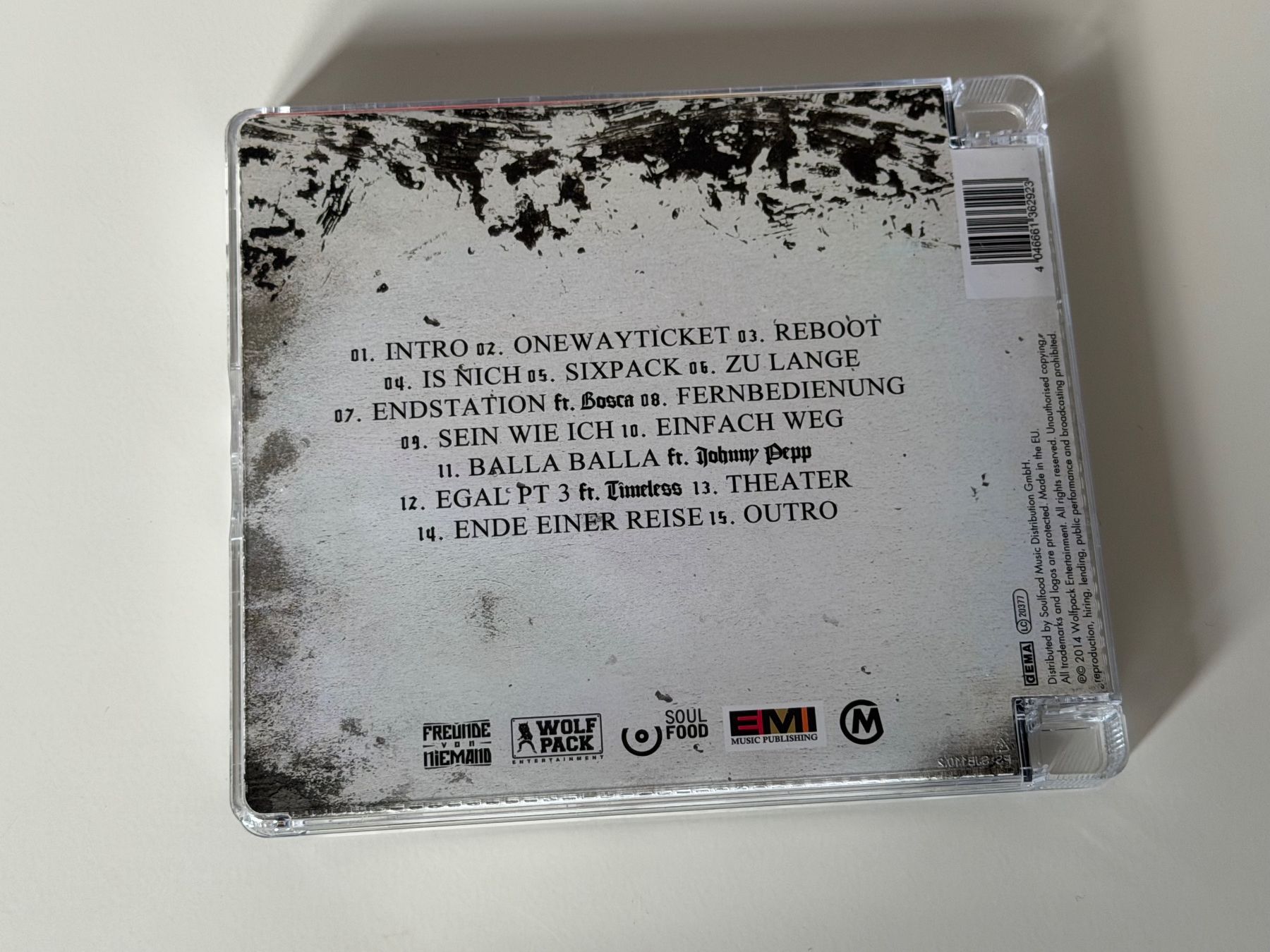 CD: M.A.D.U.4 Limited Boxset - Album, Autogramm, Poster, CD, – Nuovo (secondo la descrizione) da Altstätten SG venduto da sheamus 2
