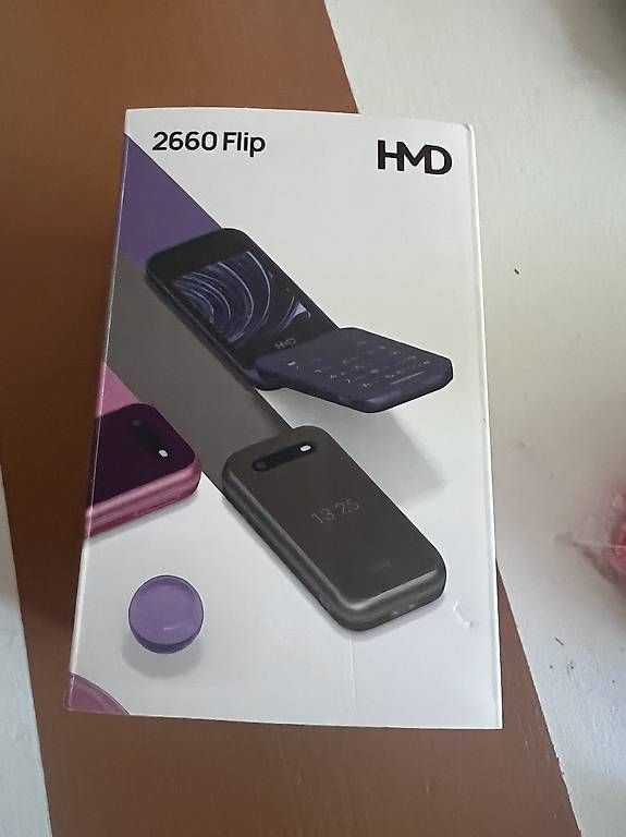 Telefoni cellulari / Smartphones: HMD (Nokia) 2660 Flip (NEU!) – Usato da Bern venduto da Susiii123