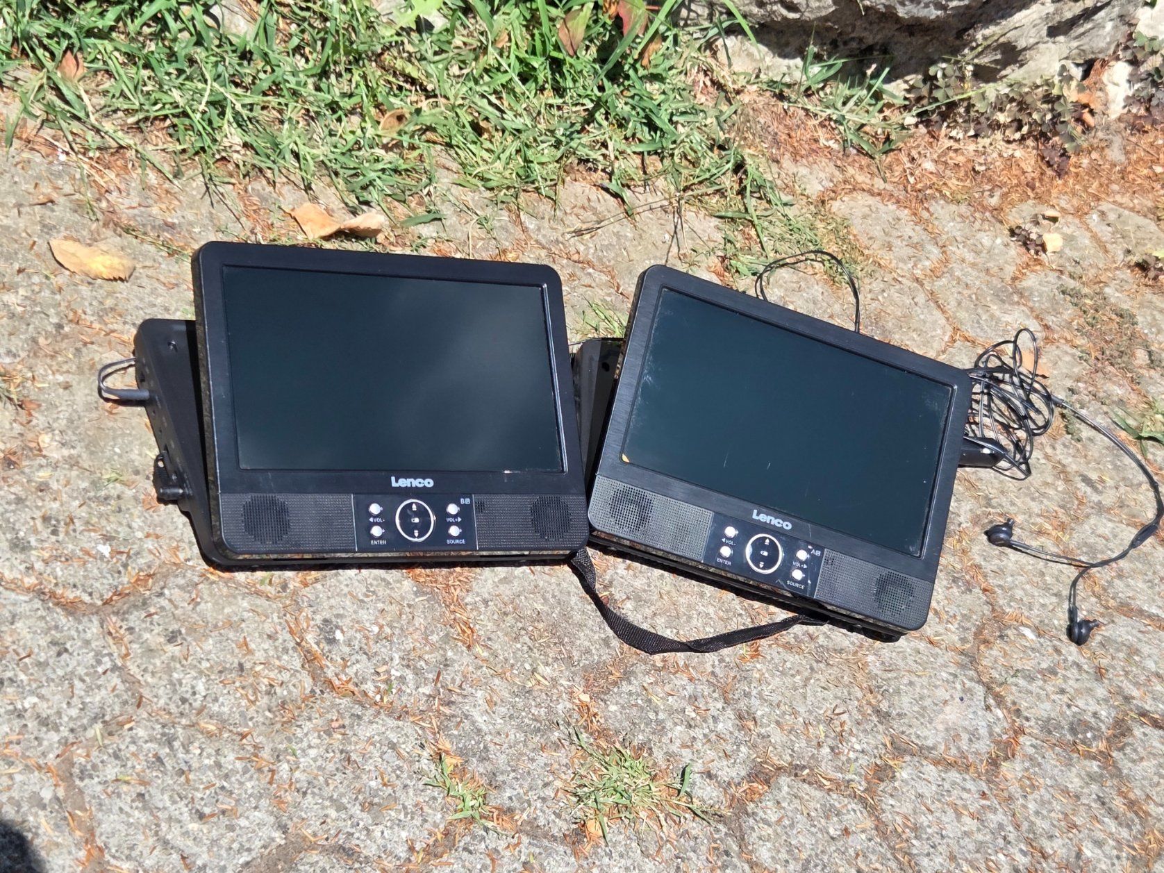 Lenco Lecteur media portable: Lenco Portable DVD Player - 2 Stk. – D'occasion à Bellach par fab_t8gy