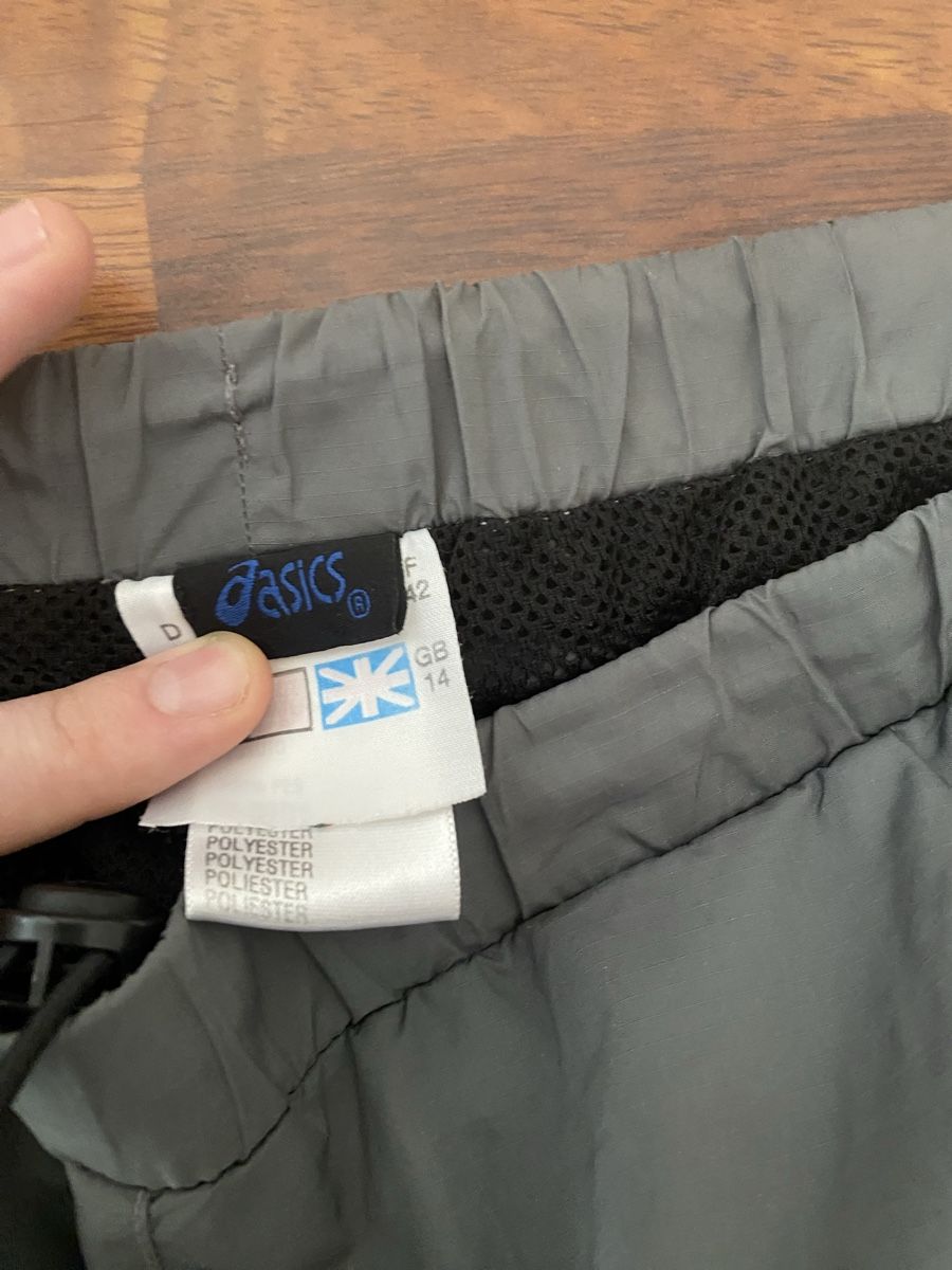 Pantalons: Asics Hose – D'occasion à Holderbank AG par leooo.sie 4