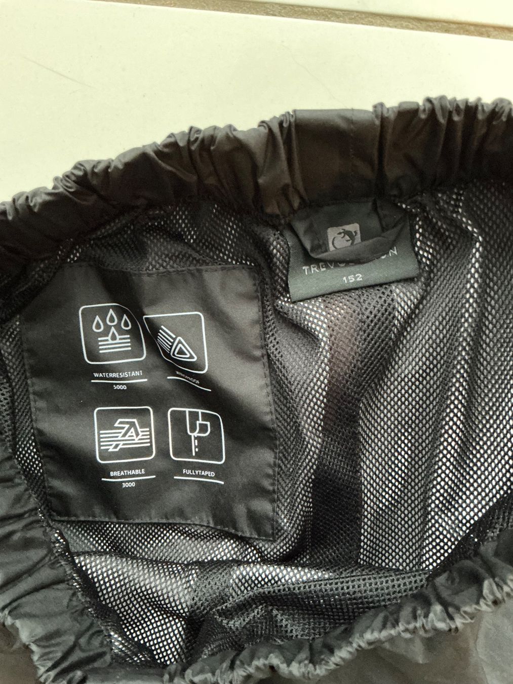 Trevolution Pantaloni: Regenhose Trevolution Gr.152 – Usato da Biel-Benken BL venduto da Sahra1 3