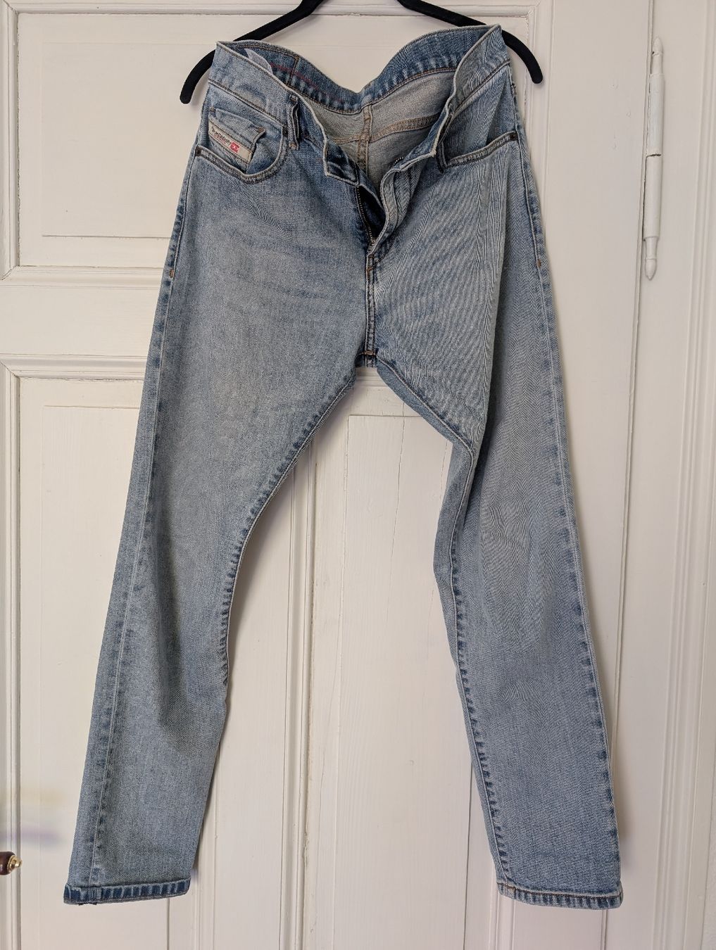 Diesel Jeans: Diesel Jeans hellblau D-Strukt 29/30 Slim – Gebraucht aus Zürich von Hedkandi