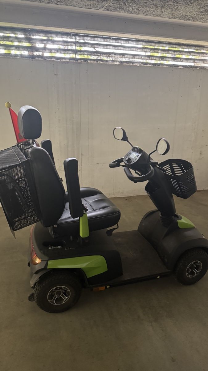 Veicoli elettrici: Elektro mobil Invacare – Usato da Basel venduto da naw_5yy2 2