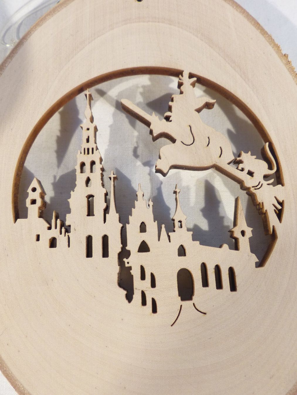 Tutte le decorazioni: Holz-Hänge-Deko mit Hexenmotiv – Nuovo (secondo la descrizione) da Zürich venduto da botschinski 1