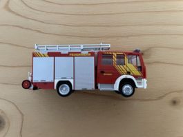 Camion de pompiers Magirus modèle réduit miniature