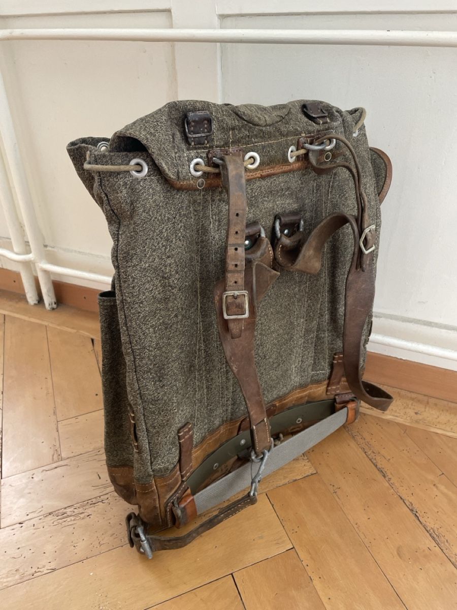 Sacs à dos: Schweizer Armee Rucksack – D'occasion à Walchwil par zim_pd6x 1
