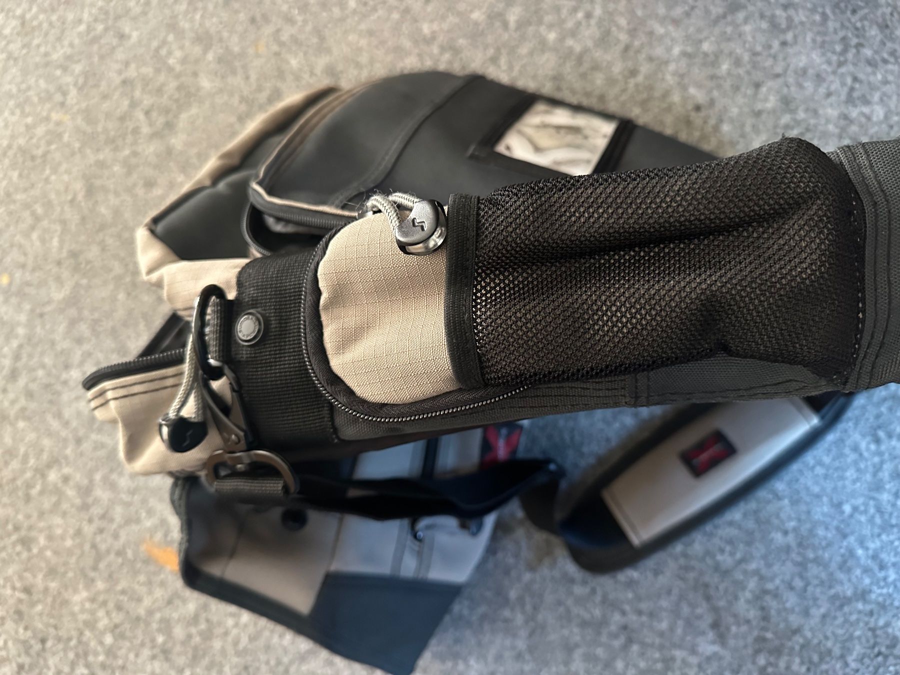 Zaini: Laptop Rucksack / Tasche – Usato da Stallikon venduto da Rsiri 6