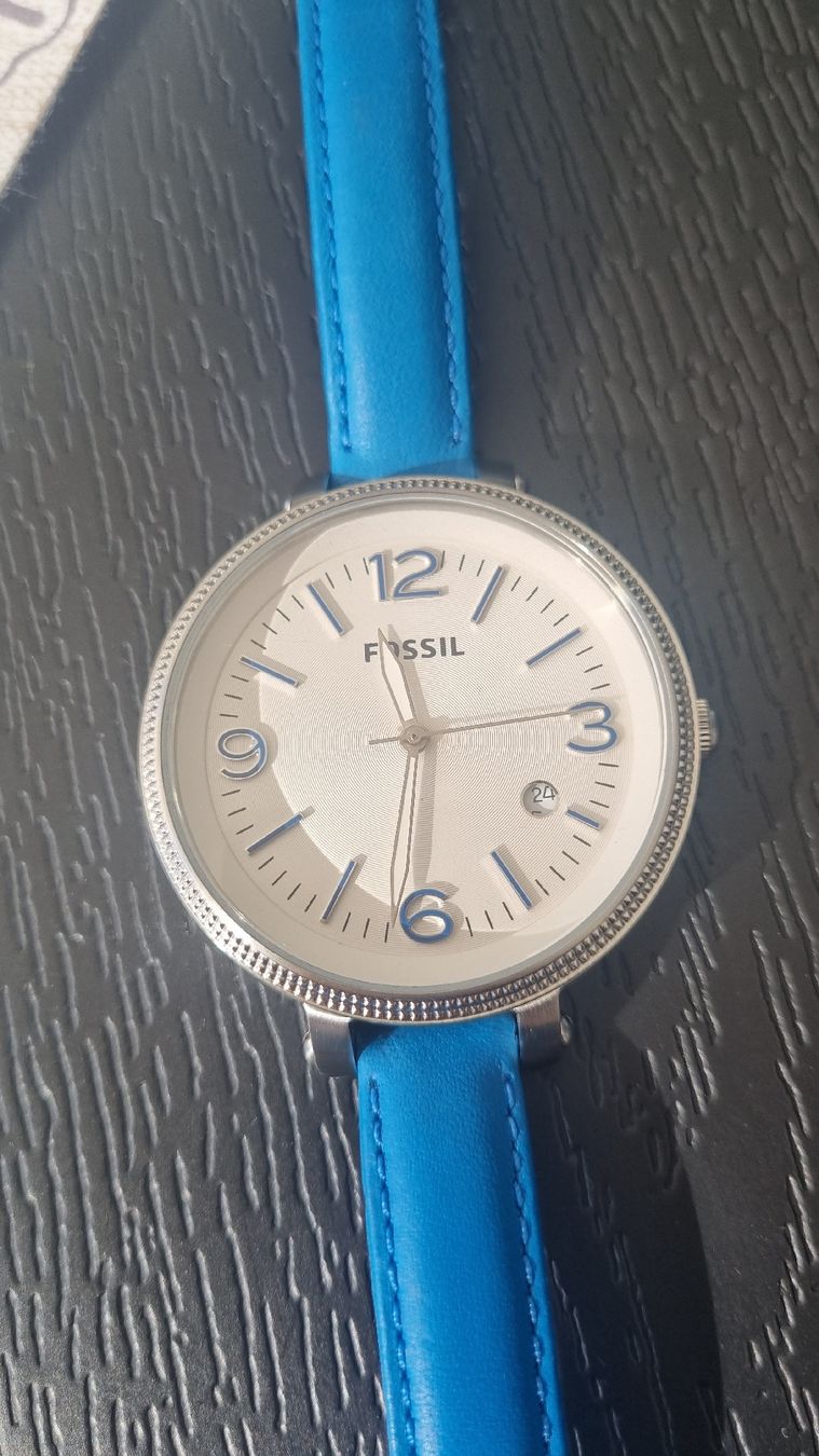 Fossil Montres: Fossil Damenuhr  – D'occasion à Münchwilen TG par sli_5dvb