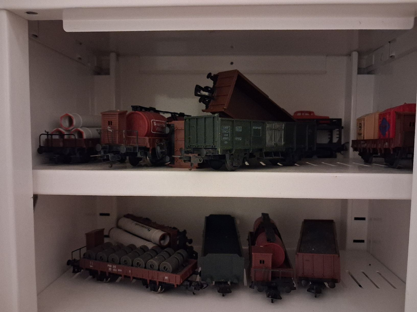 Lima Modellini di ferrovie: Modelleisenbahn Waggons Konvolut Konvolut  – Difettoso da Münsingen venduto da mustang1975
