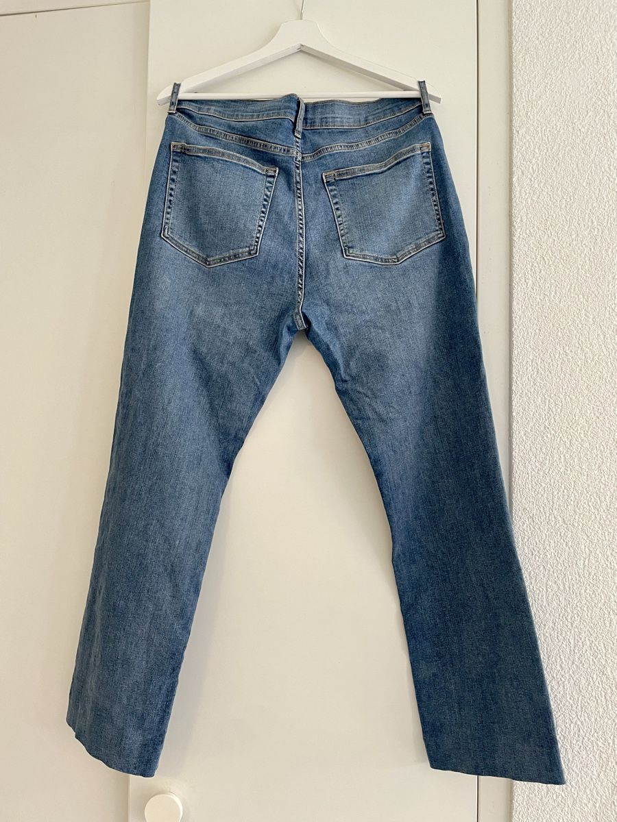 Zara Jeans: Zara Jeans - 42 👖 – Nuovo (secondo la descrizione) da Roche VD venduto da closetcleanse 3