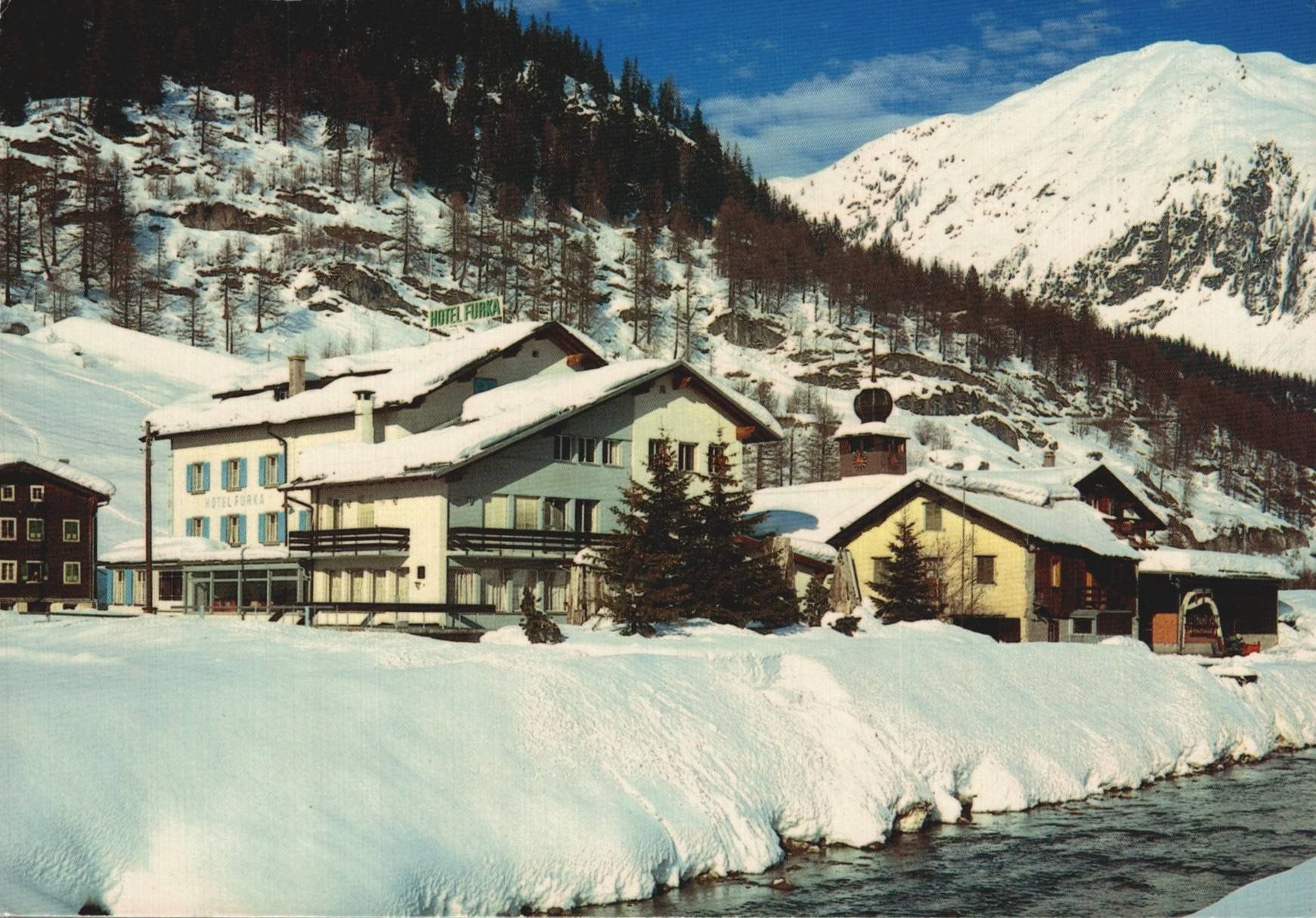 Cartoline postali: Hotel Furka Oberwald VS: Winterbild – Usato da Oberkirch LU venduto da sa_kr