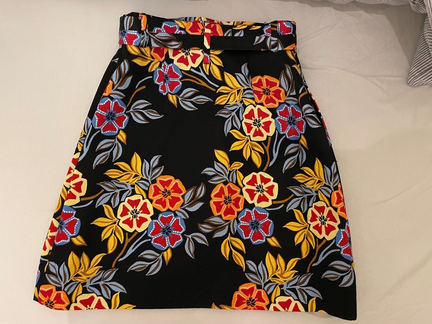 MSGM Gonne: MSGM - Hochgeschnittener Rock – Usato da Zollikon venduto da snowflake10- 1