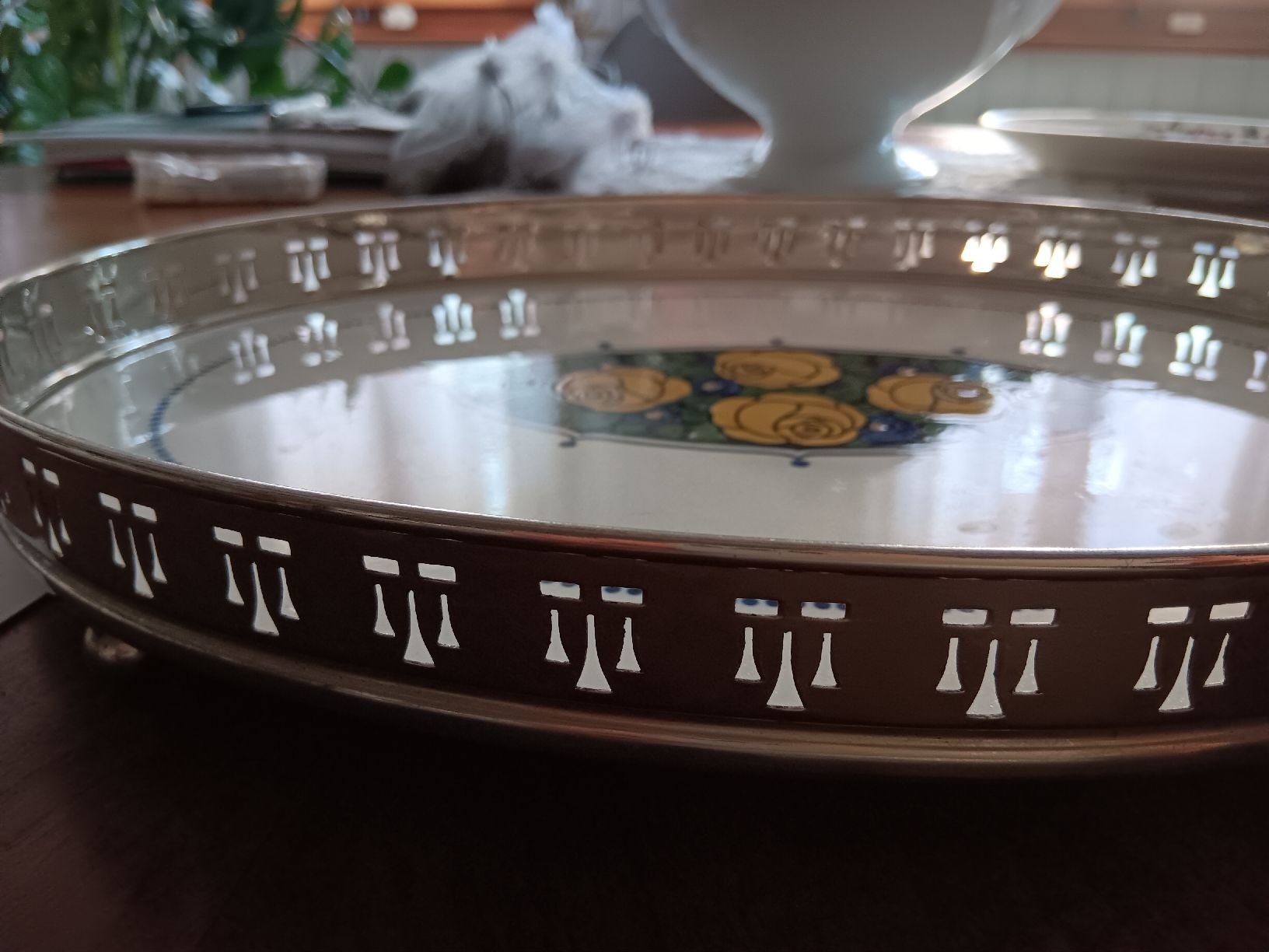 Piatti di portata: Französische jugendstil Tablett/servierteller – Usato da Ambrì venduto da Maerz87 3