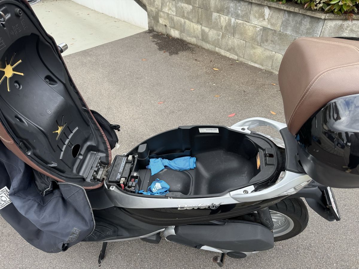 Piaggio Strada: Piaggio Beverly 300 i.e. – Usato da Regensdorf venduto da Kaffeekanne2106 2