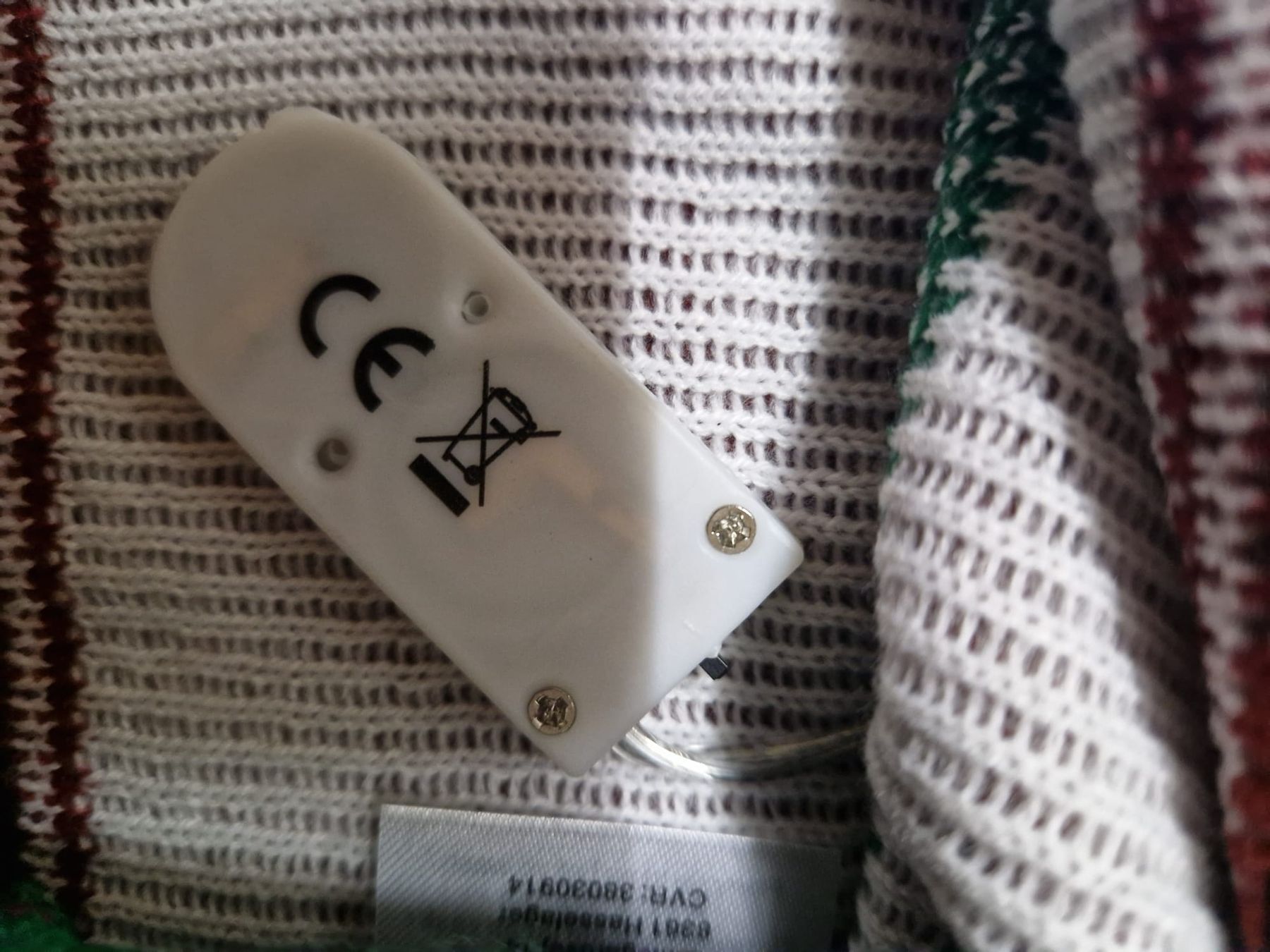 Pulls & Sweat-shirts: LED Weihnachtspulli NEU XXL – Neuf avec emballage d'origine à Oeschgen par Toffiffee 3