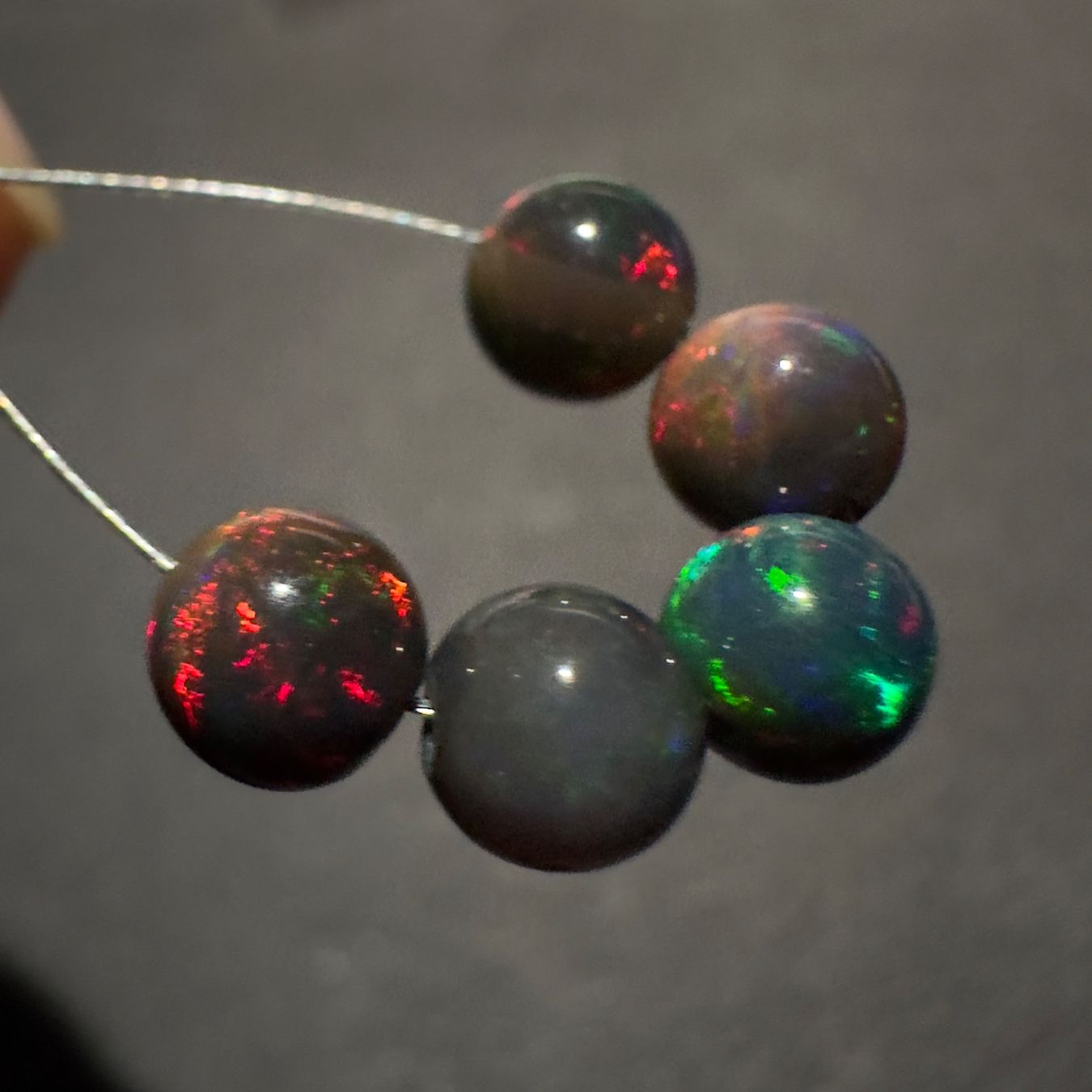 Edelsteine: 3.62 ct - Natural Ethiopian Opal Beads - 5 Pcs – Neu (gemäss Beschreibung) aus Zürich von Yoohooz