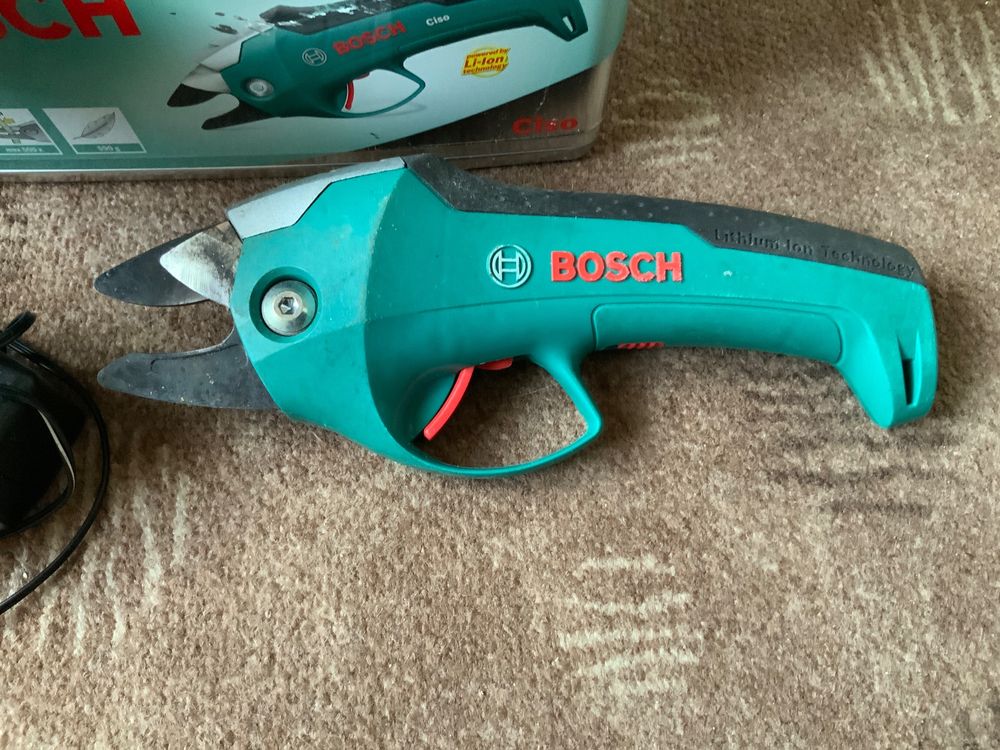 Bosch ciso 2024 cordless secateurs