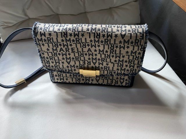 Sonstige Kleidung & Accessoires: Sac à bandoulière "Marella" – Neu (gemäss Beschreibung) aus Lausanne von Colinsu 1
