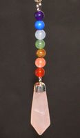 Halskette D-888 – Rosa Quarz mit 7 Chakra