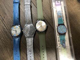 19 schöne SWATCH in gutem Zustand!