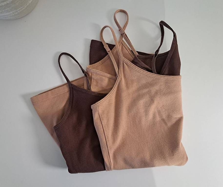 Tops: 2 Basic Tops in Grösse L beige und braun – Gebraucht aus Rupperswil von White-Dove