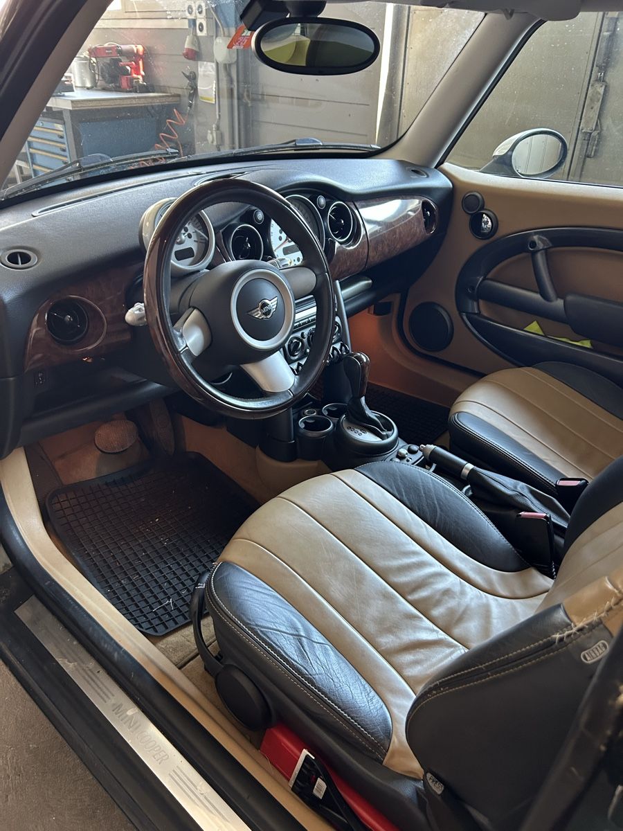 Mini Autos: Mini Cooper Automat 1.6 – D'occasion à Derendingen par edp25 2