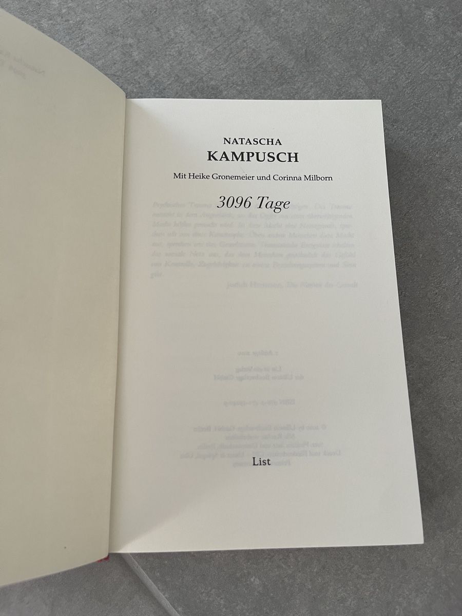 Libri: Buch - Natascha Kampusch - 3096 Tage – Usato da Oberrohrdorf venduto da S.Marisa 1