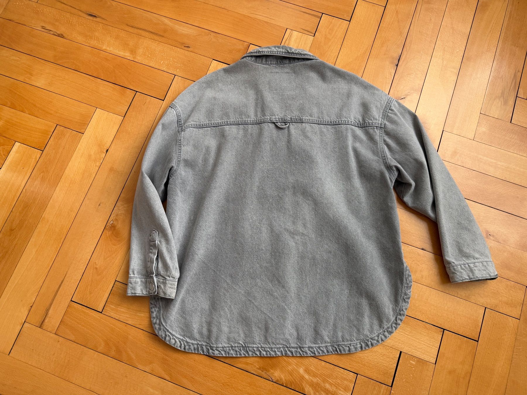 Stradivarius Giacche: Stradivarius OVERSHIRT Jeansjacke – Usato da Solothurn venduto da Vintage87 2