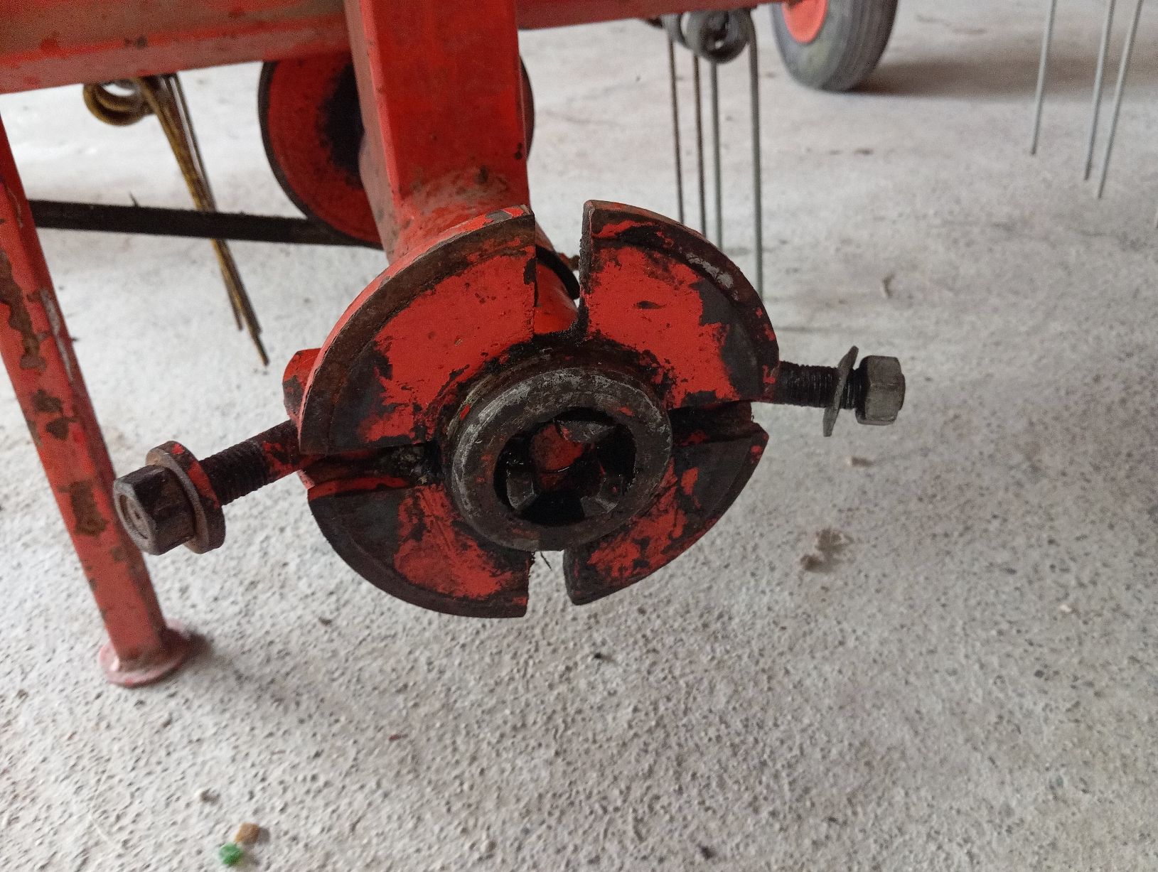 Bucher Alle Maschinen: bandheuer – Gebraucht aus Wattenwil von a84k 5